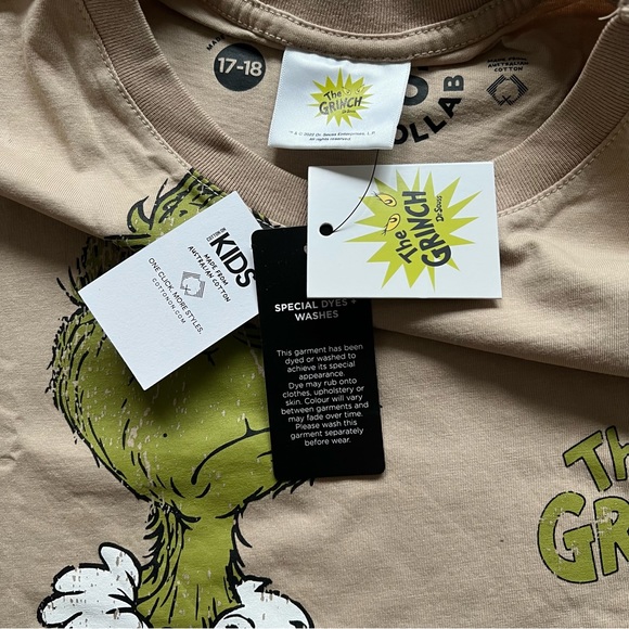 NWT Cotton On Kids Grinch T-Shirt - Picture 5 of 12